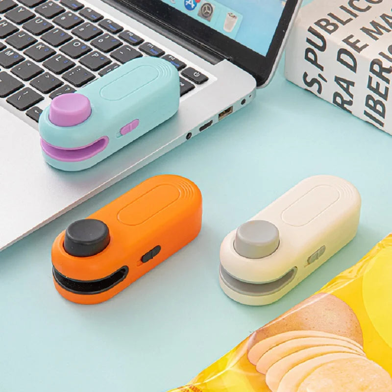 Portable Mini Sealer 2 in 1 Heat Sealer For Snacks