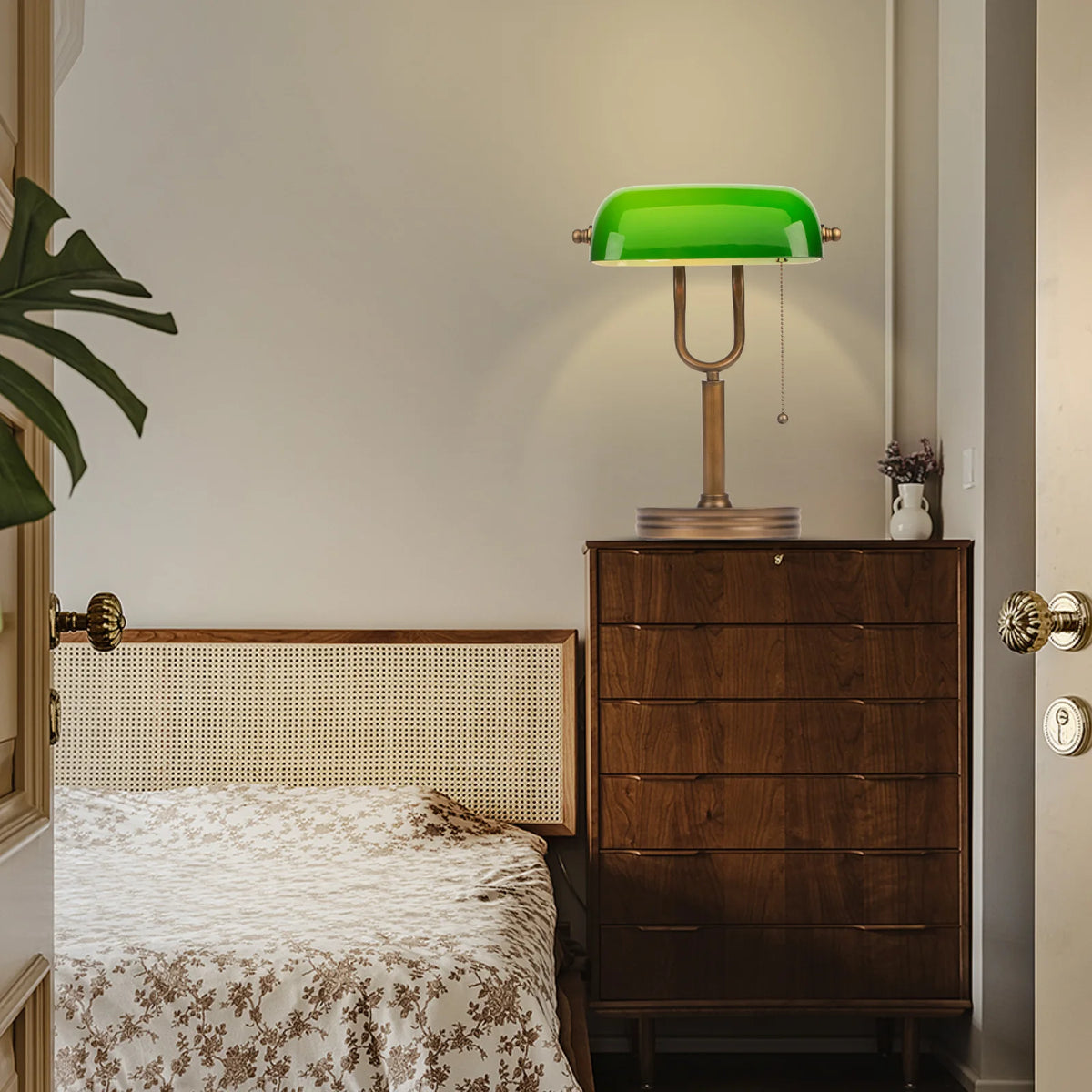 Green Glass Bankers Lamp, Retro Desk Lamp
