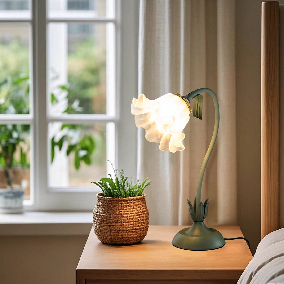 Vintage Bedside Lamp, Flower Lamp, Living Room Lamp